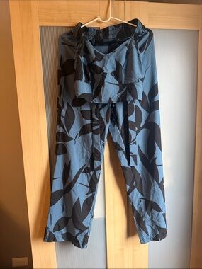 Women’s Blue Floral Print Wide-Leg Pants with matching crop top